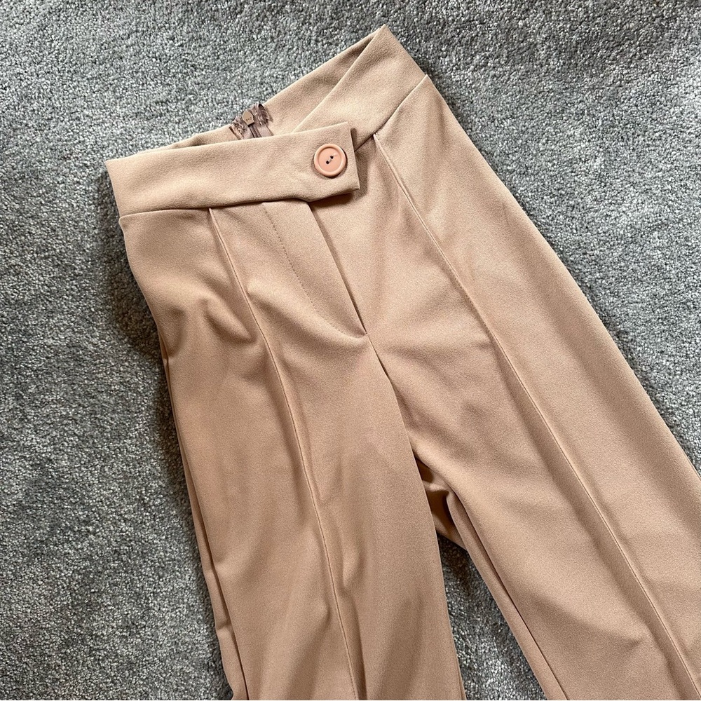 NWOT Fashion Nova Call It Even taupe beige Wide Leg Dress Pants, Size XS - Picture 9 of 16